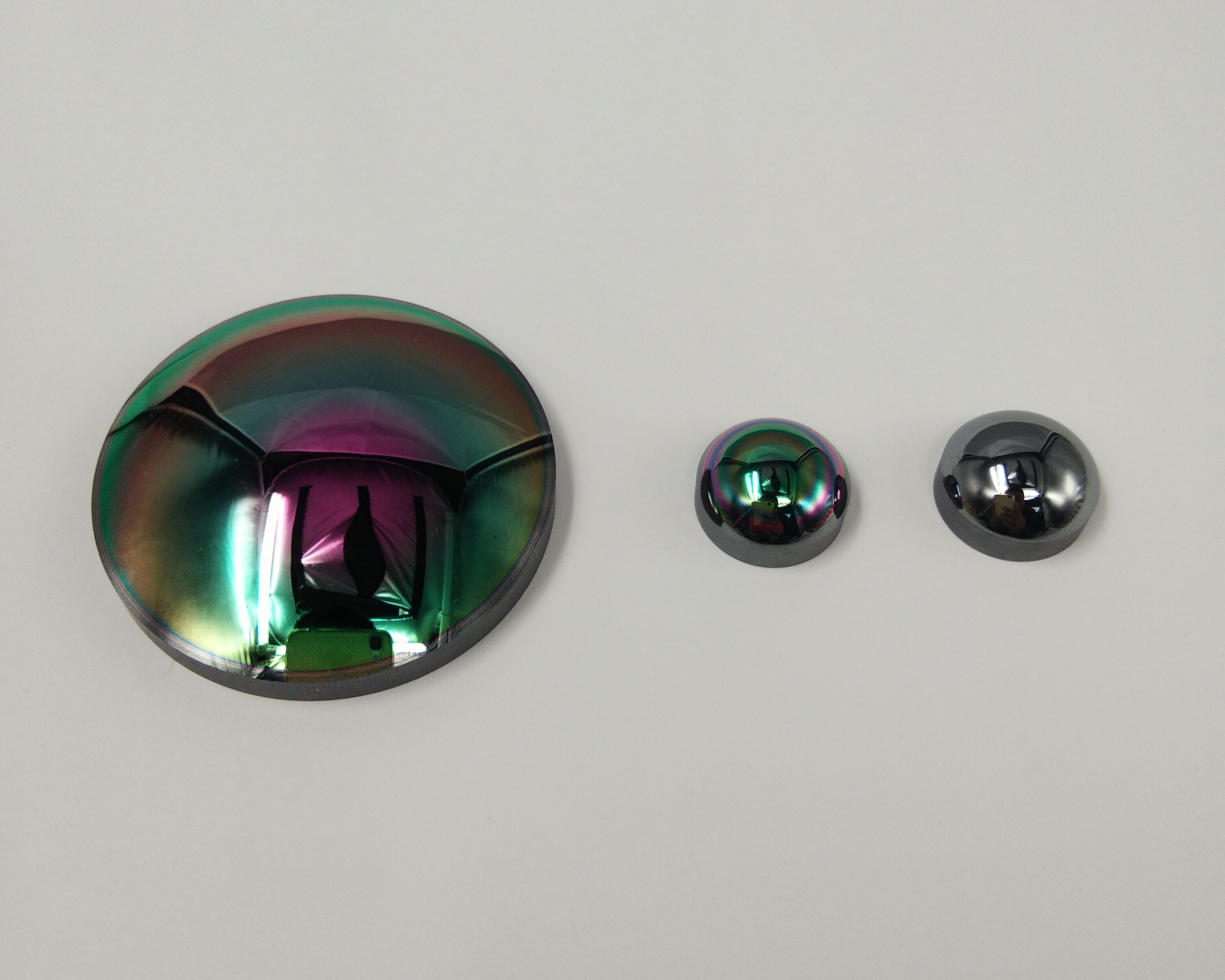 硫系玻璃应用 - 红外镜片